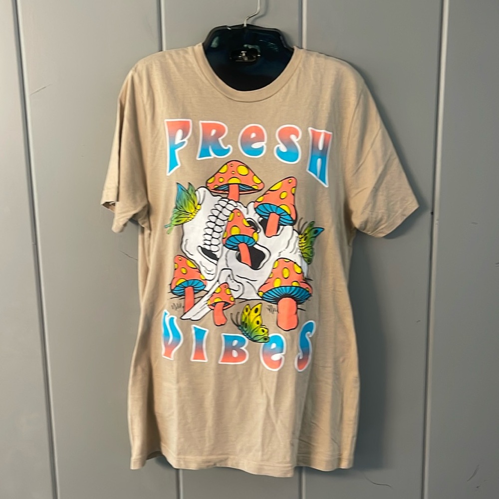 Eighty Eight Fresh Vibes Mushroom T Shirt  Hippie Boho Fairy Granola Girl Medium